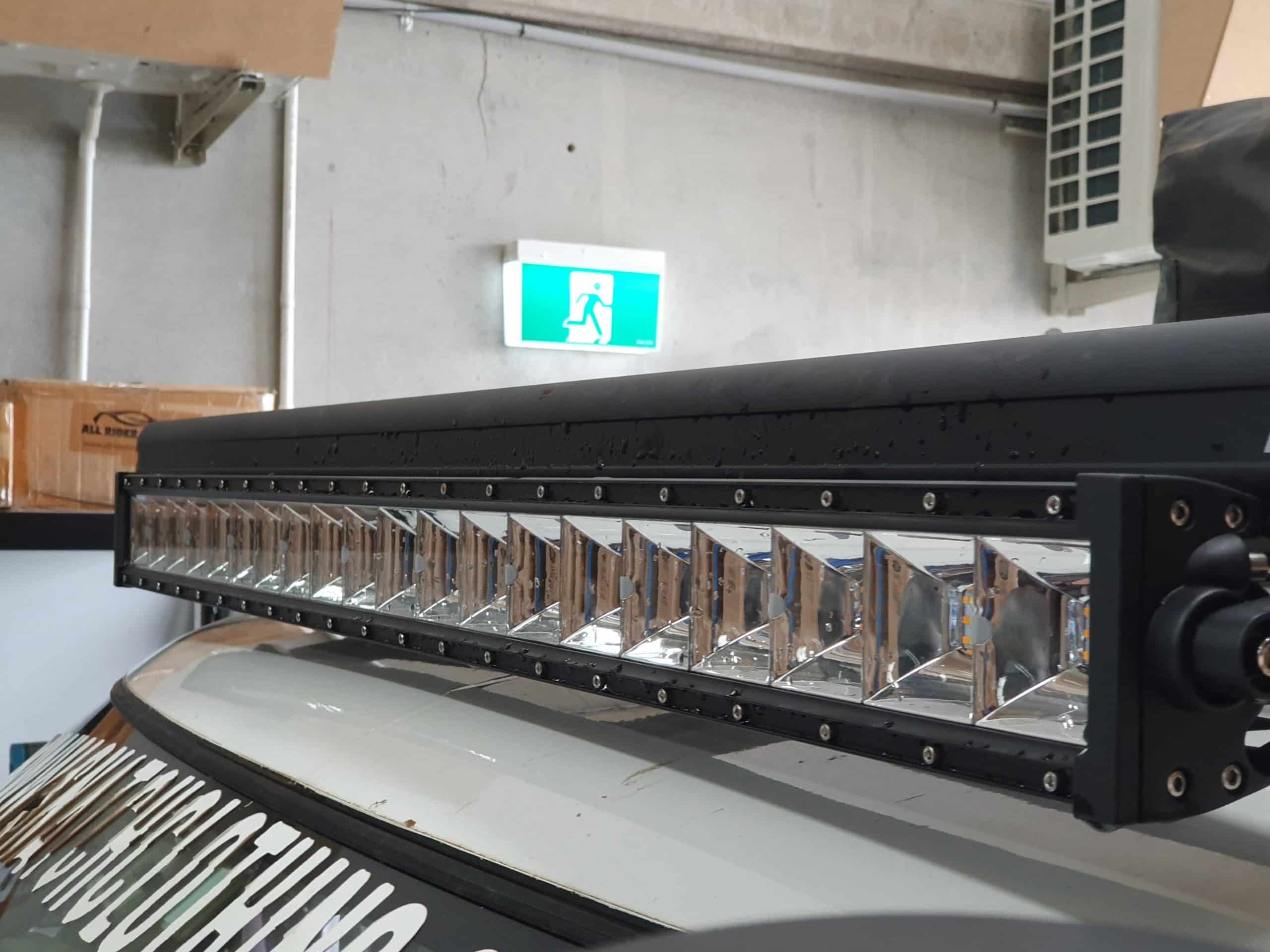 Color changing shop light bar