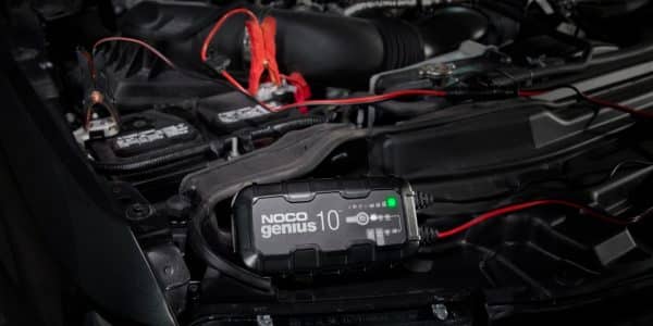 GENIUS10  6V/12V 10-Amp Smart Battery Charger - Image 3