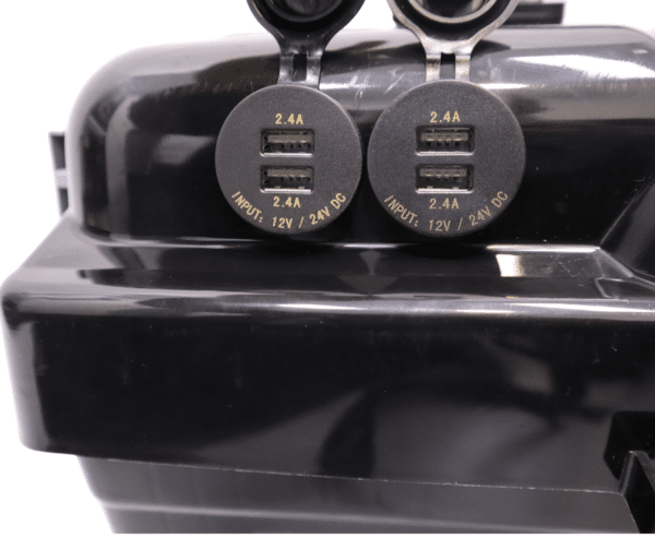 Zenot Dual Battery System & 40AH Redarc DC-DC Charger - Image 3