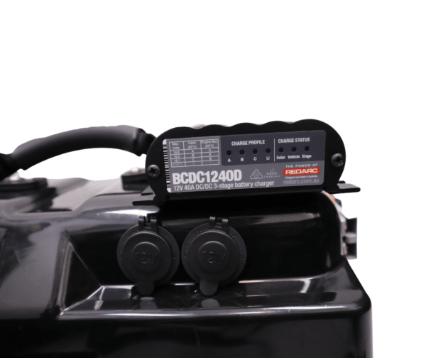 Zenot Dual Battery System & 40AH Redarc DC-DC Charger - Image 2